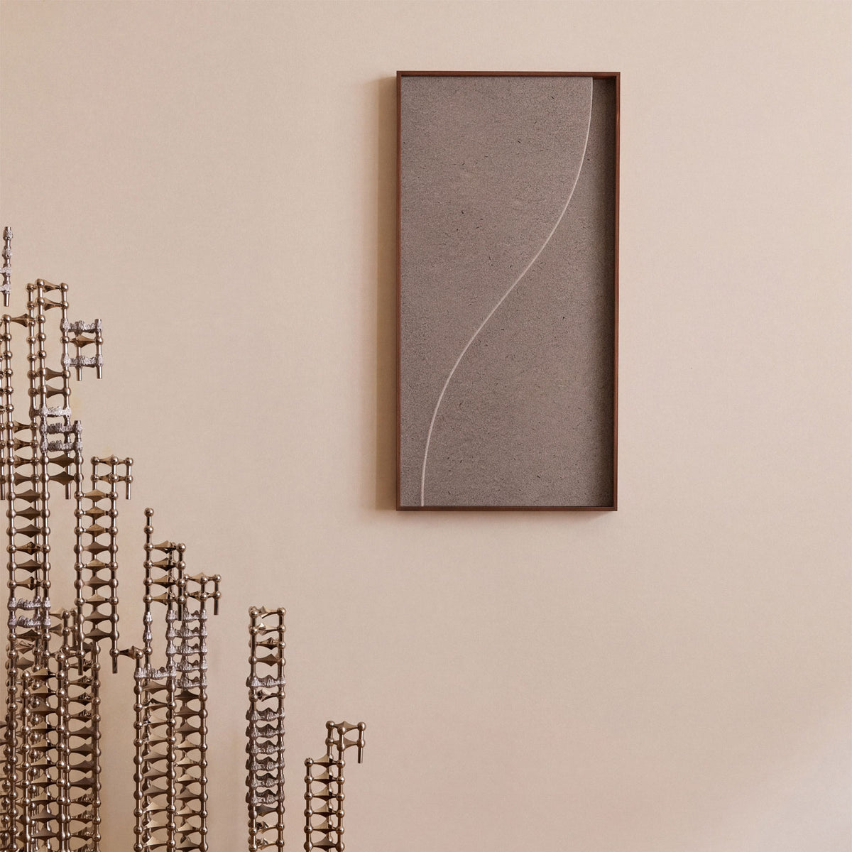 Dune - Medium - Cashmere & Walnut